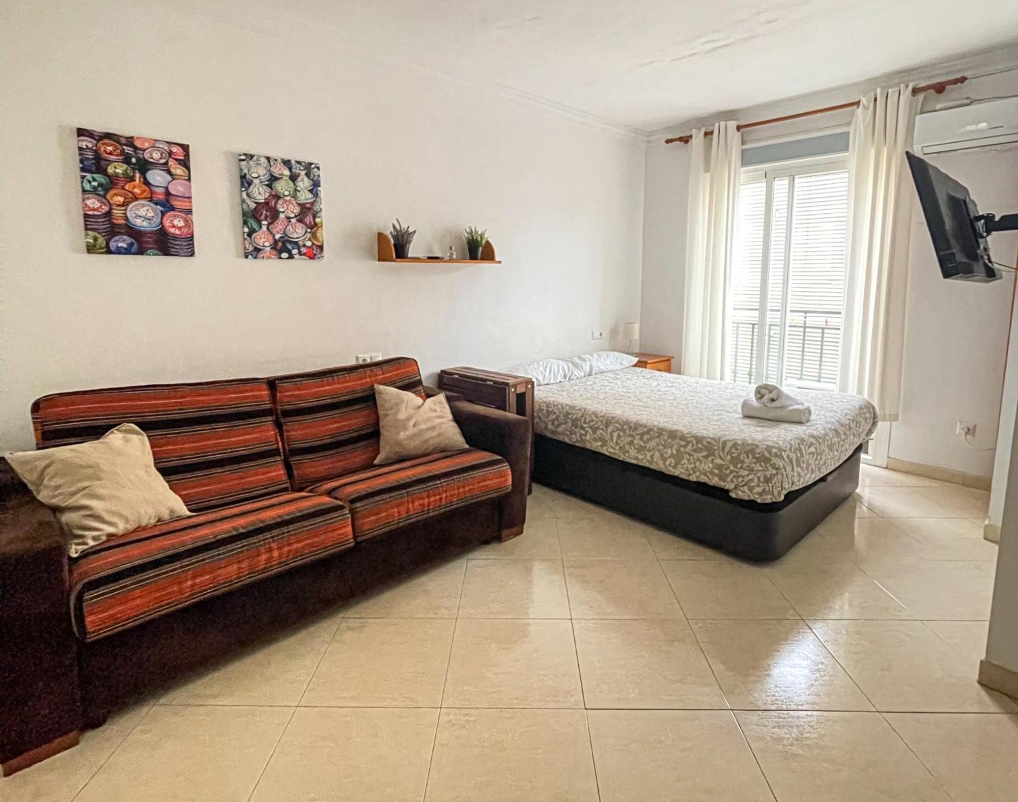 Couples Nest In Malaga! Apartment Екстериор снимка